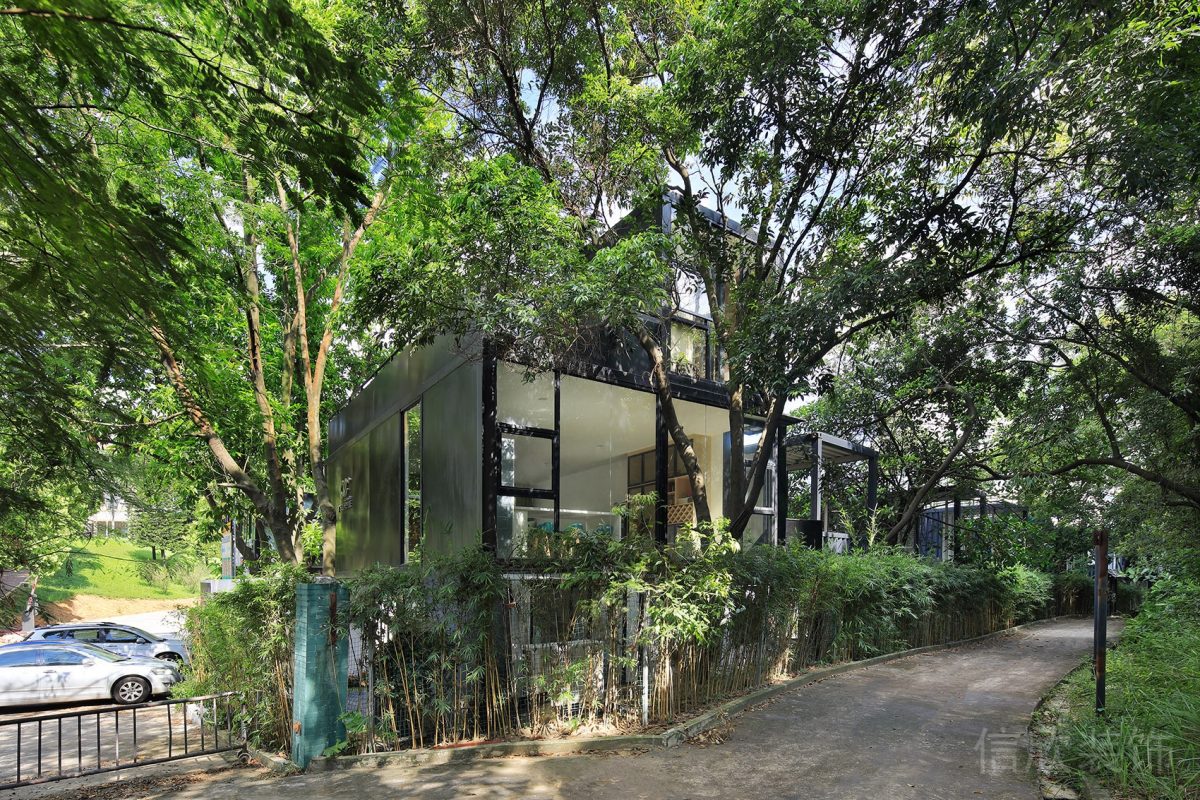 弧線(xiàn)設(shè)計(jì)效果圖玻璃獨(dú)立窗戶(hù)設(shè)計(jì)工作室別墅效果圖