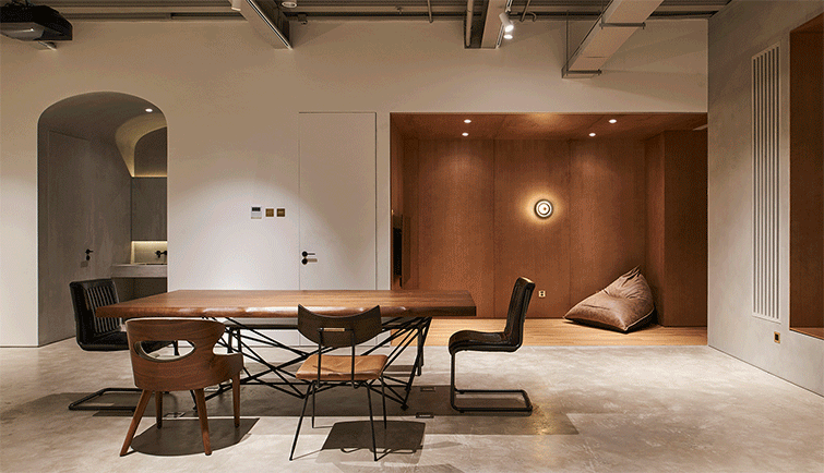 會(huì)議室裝修調(diào)節(jié)開放式休息區(qū)木質(zhì)工作區(qū)設(shè)計(jì)圖