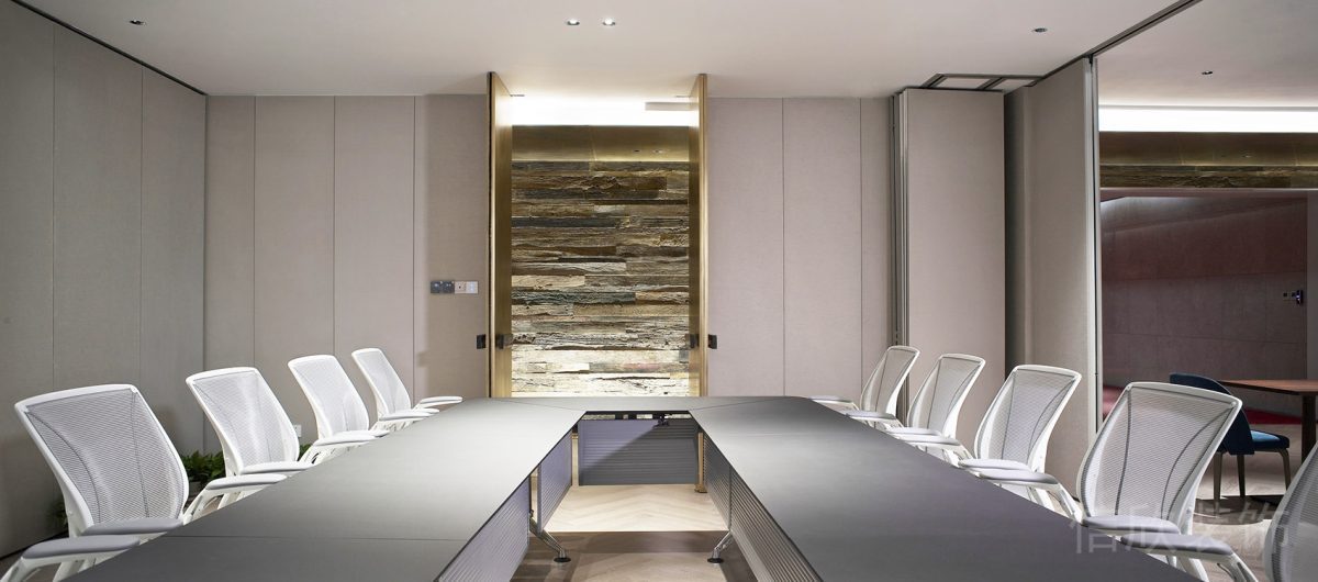 鏤空環(huán)形會(huì)議室裝修設(shè)計(jì)商務(wù)風(fēng)辦公室裝修