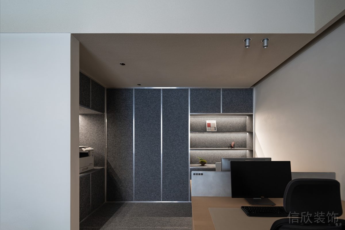 毛氈茶水間注意事項(xiàng)張貼處裝修收納墻柜金屬裝修效果