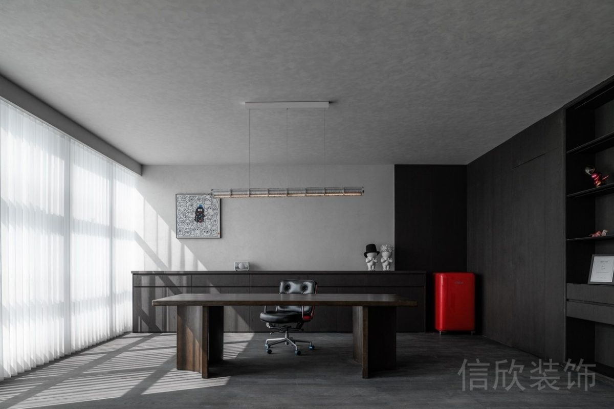 現(xiàn)代簡約風辦公室裝修設計財務辦公室設計定制深色木柜效果圖