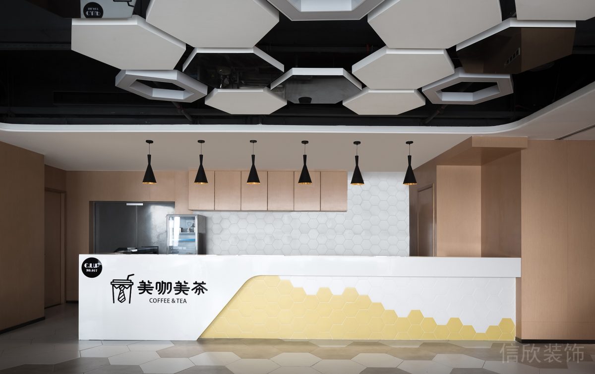 原木置物柜裝修半開放式白色調(diào)塑料前臺辦公室設(shè)計圖