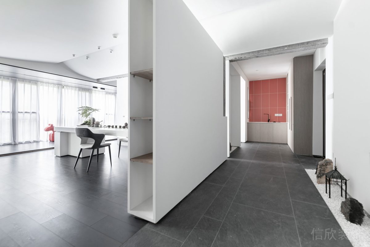 復古工業(yè)風鏤空墻體設計收納儲物柜效果隔斷設計辦公室過道瓷磚