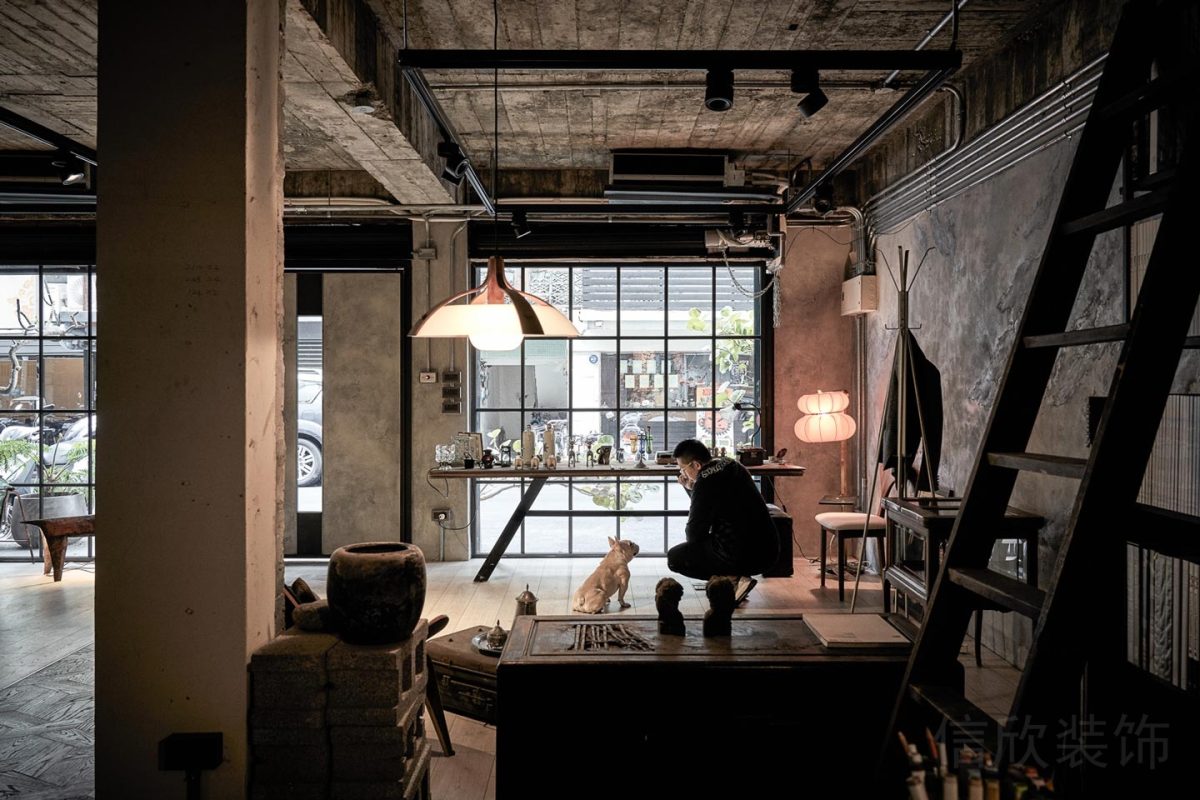 咖啡廳工作室復(fù)古氛圍感辦公室設(shè)計天花木制設(shè)計天花管道效果圖