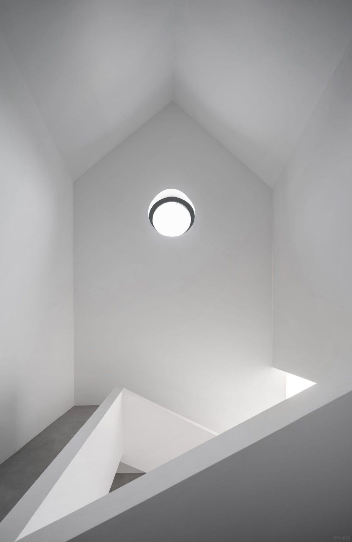 鏤空設(shè)計圓形效果裝修幾何線條效果圖裝修辦公室過道