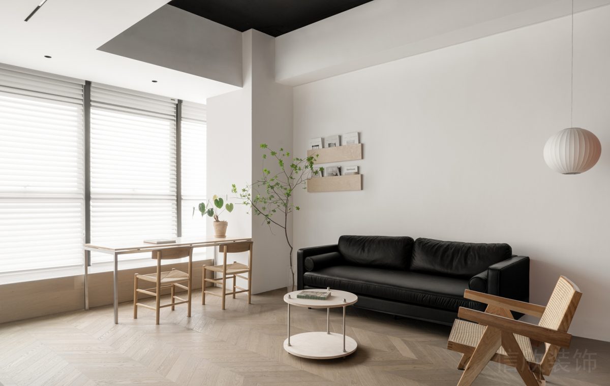 皮革沙發(fā)設(shè)計(jì)實(shí)木效果座椅白色工業(yè)風(fēng)設(shè)計(jì)辦公室